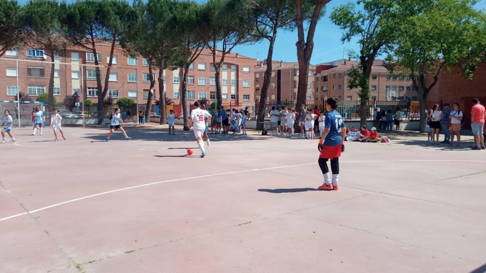 Arévalo reúne a más de 1.300 jóvenes en el XXXIII Encuentro Deportivo Salesiano