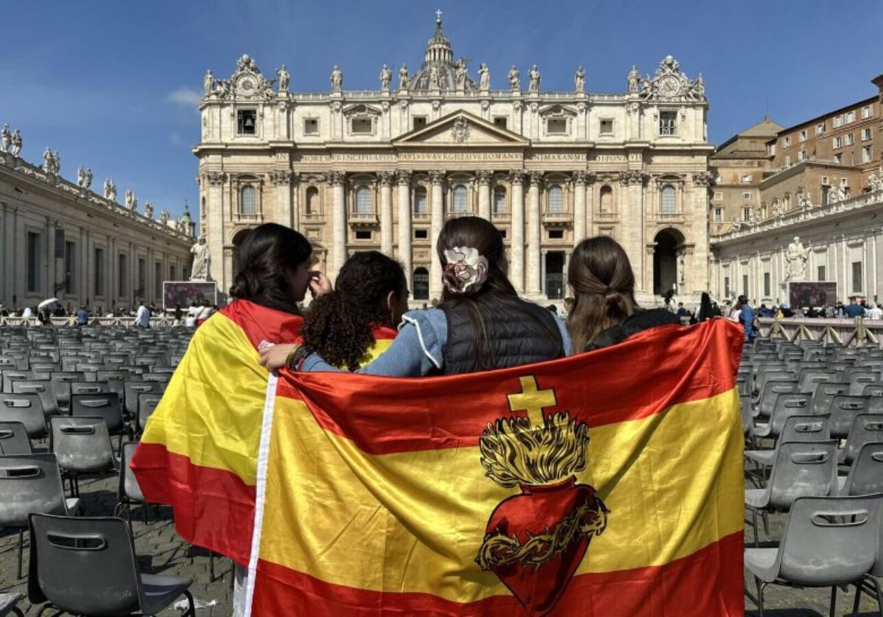 España se seculariza, pero la fe resiste