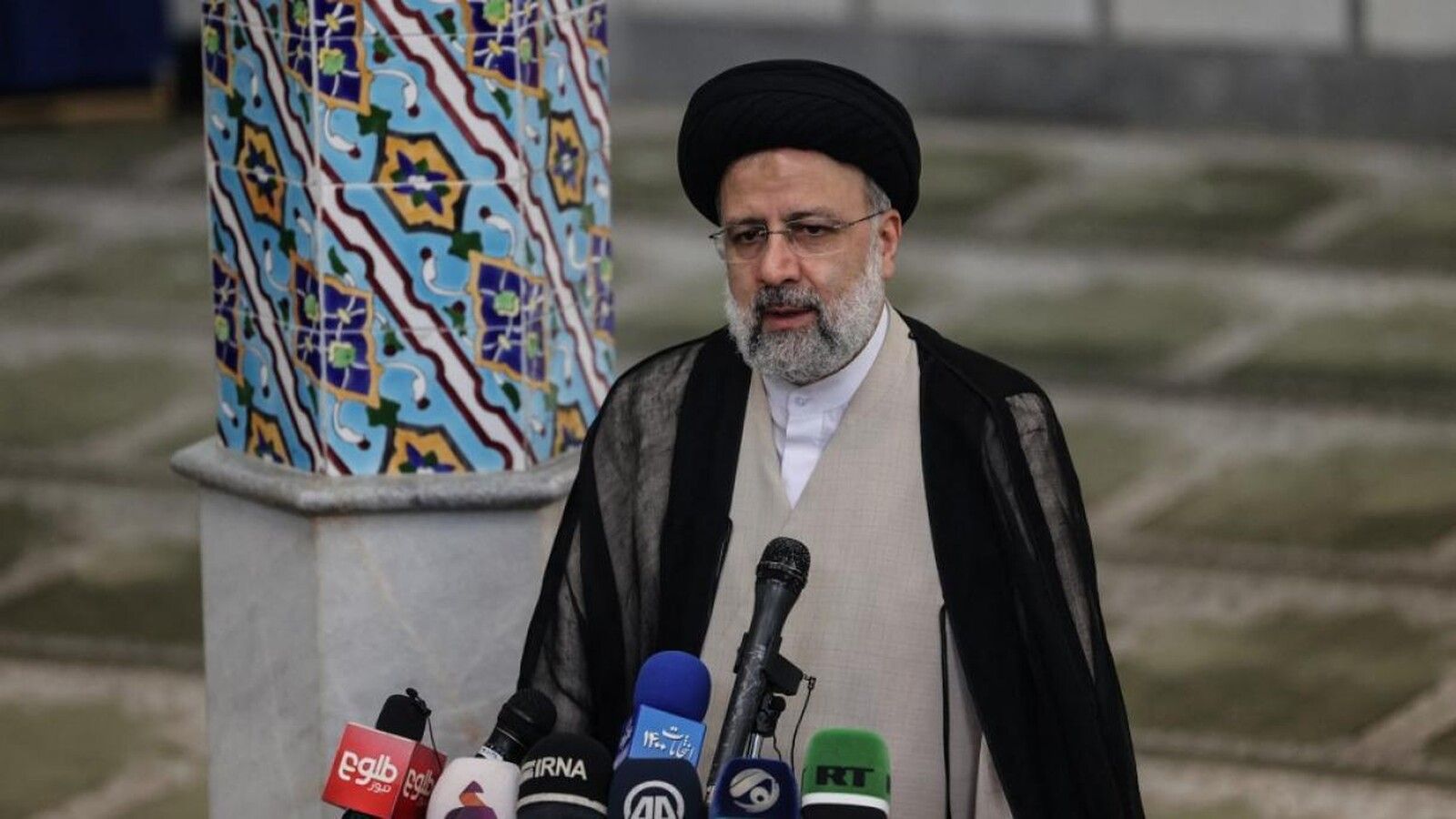 El presidente iraní agradece al Papa su llamada a un alto el fuego en Gaza