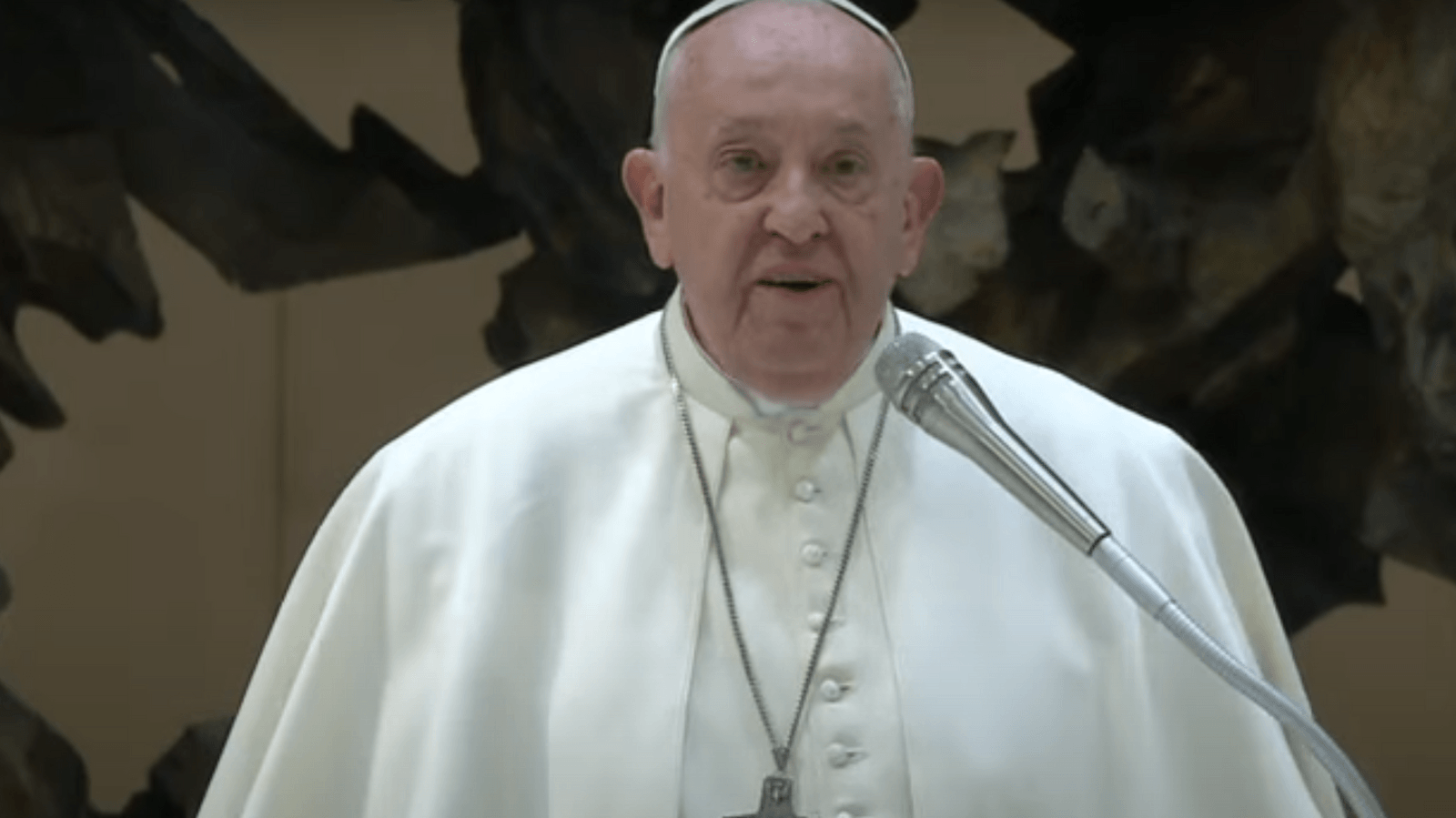 El Papa define la fe como un vínculo libre con Dios