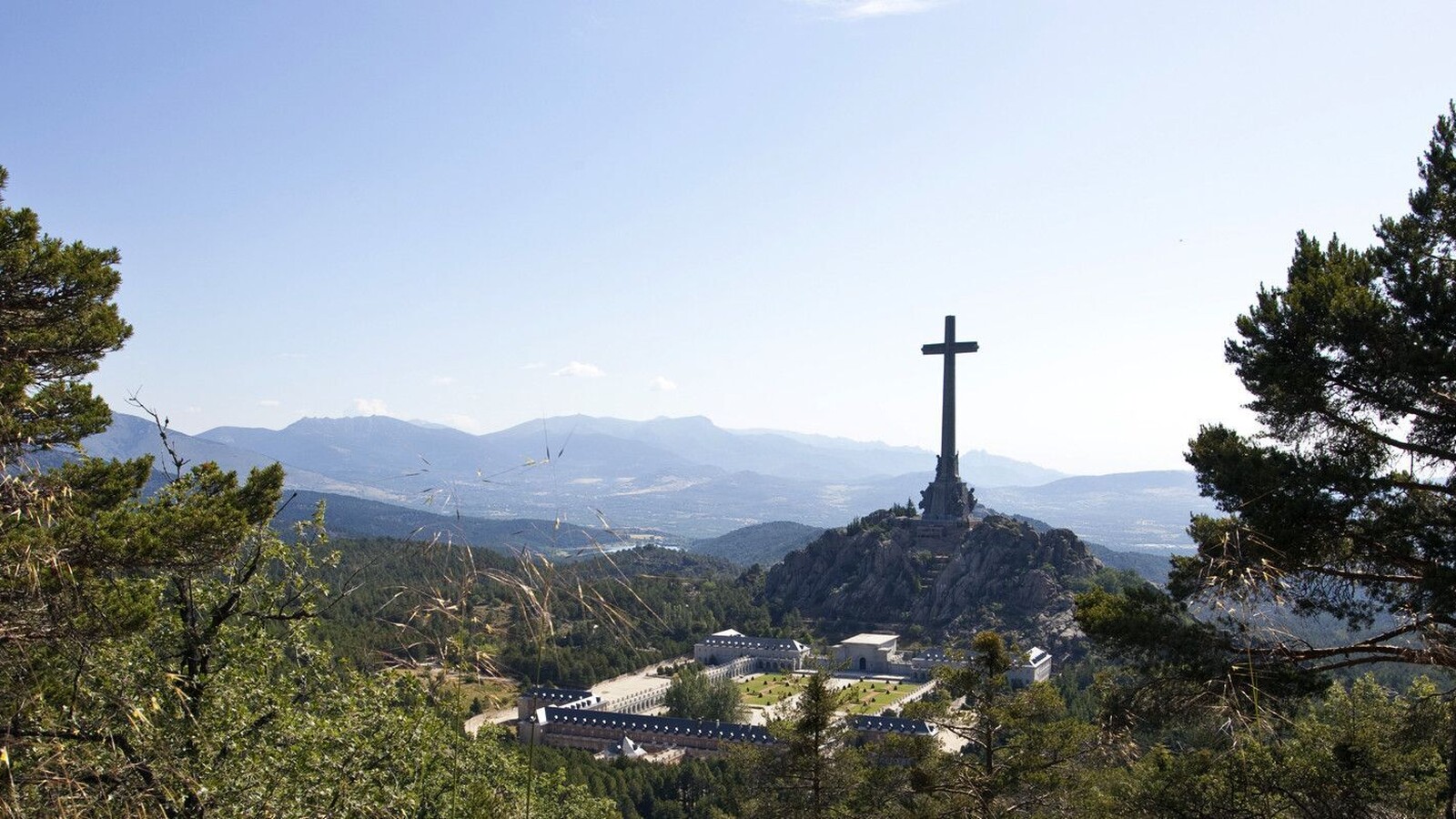 El concurso para remodelar el Valle de los Caídos queda suspendido tras denuncias por irregularidades