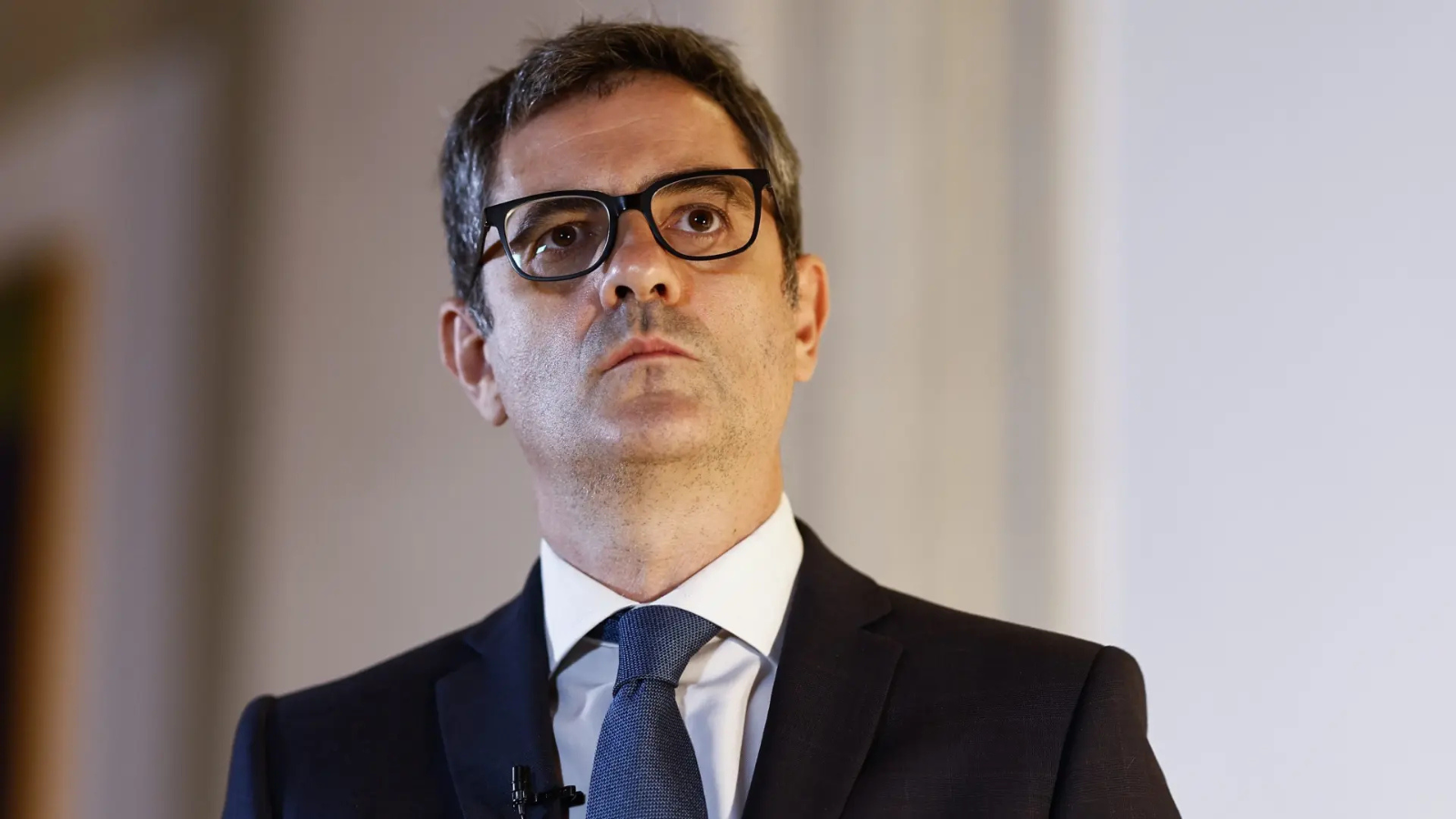 El ministro Bolaños carga contra la Conferencia Episcopal por pedir elecciones anticipadas: "Se apartan de la neutralidad política"