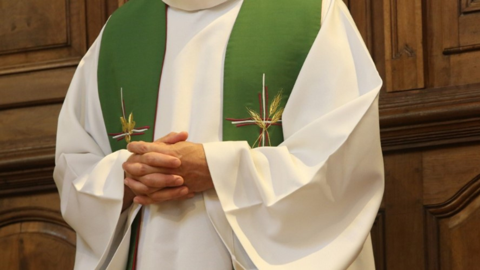 Prisión provisional para un sacerdote de Burgos por hacerse pasar por una mujer para conseguir fotos de menores desnudos