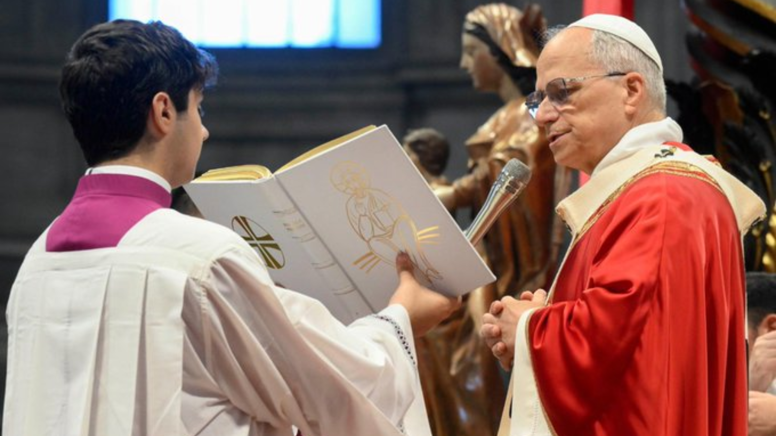 El Papa León XIV reclama en la Solemnidad de Pedro y Pablo que los fieles fortalezcan su fe mediante el estudio y la oración