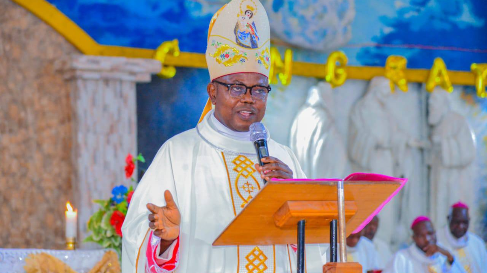 Arzobispo de Nigeria recuerda que “el sacerdocio no es comodidad, es cruz”