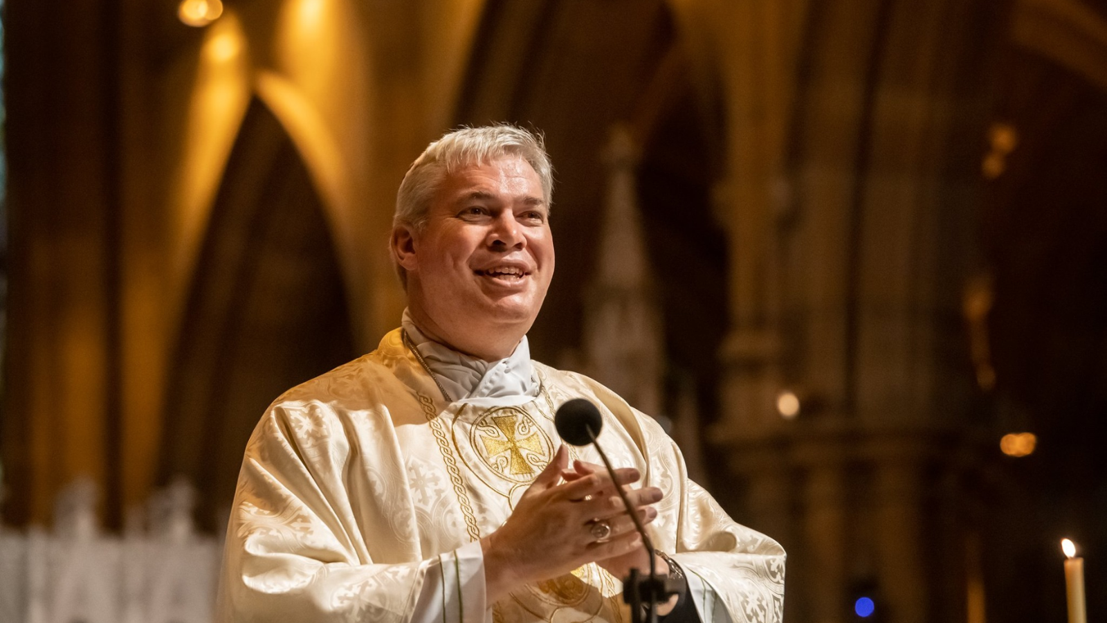 Denuncian por abusos a un obispo australiano del Opus Dei; niega las acusaciones y se aparta del ministerio público mientras dure la investigación