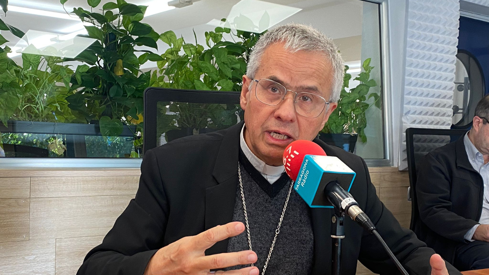 El arzobispo de Tarragona tilda de &quot;barbaridad&quot; la propuesta de VOX de expulsar inmigrantes ilegales