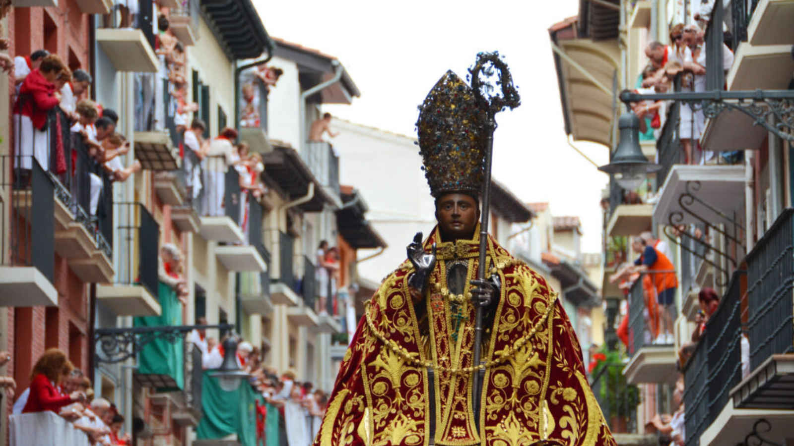 El arzobispo de Pamplona recuerda que si se quita a San Fermín &quot;nos quedamos sin fiestas&quot;