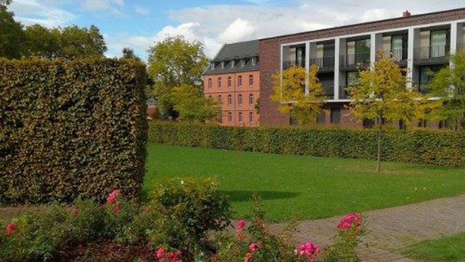 El arzobispado de Paderborn (Alemania) inaugura un seminario mixto con la excusa del descenso de vocaciones