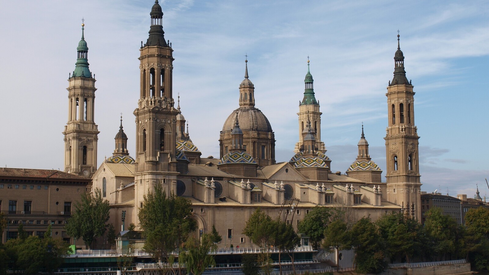 La Basílica del Pilar: récord de peregrinos internacionales en 2025