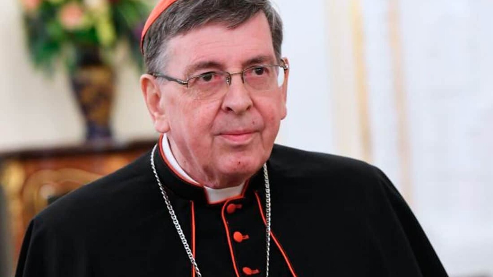 El cardenal Koch pide al Papa León XIV reconsiderar las restricciones a la misa en latín
