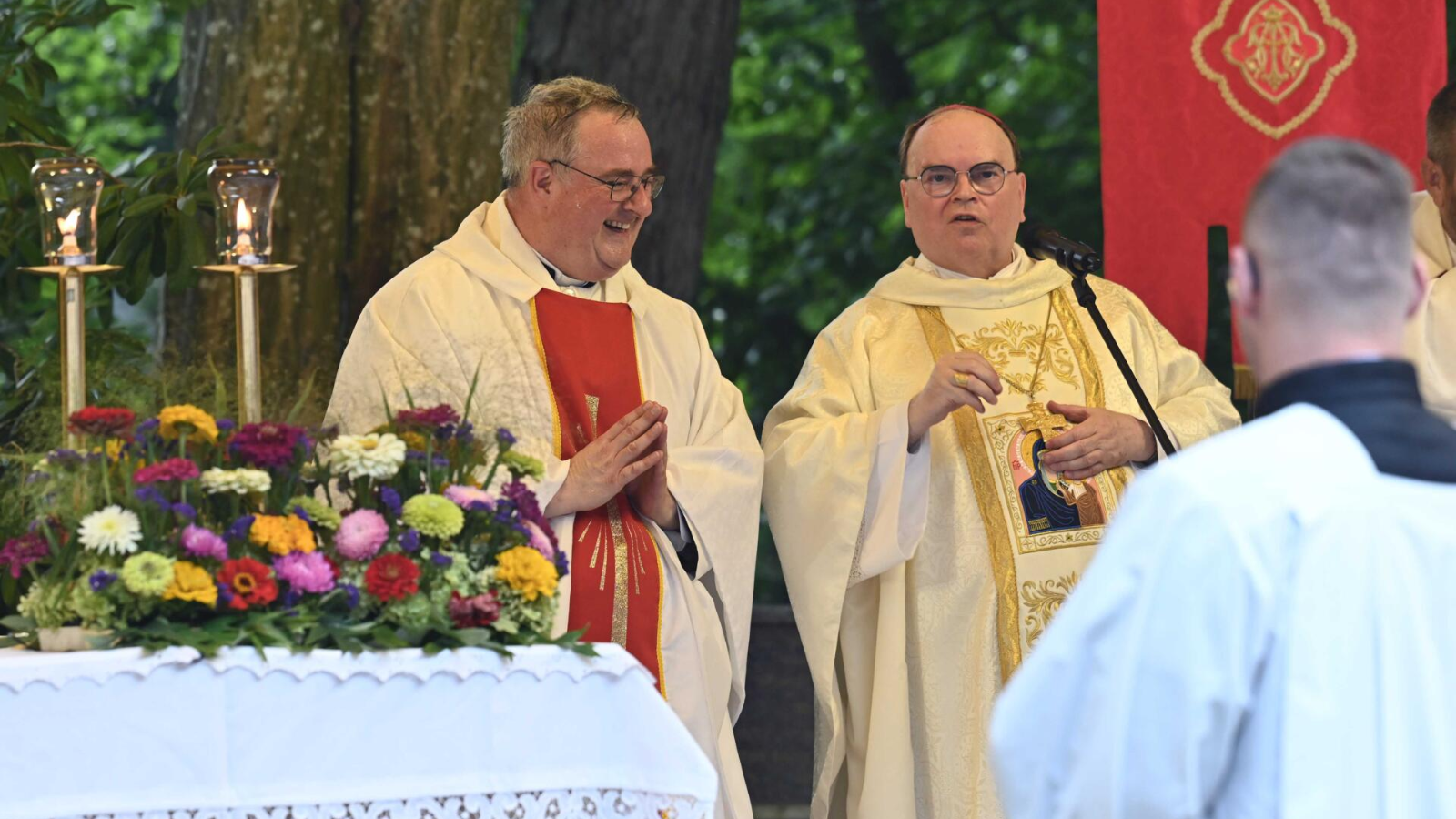 El obispo de Augsburgo en la Asunción: “El sí a la vida no admite concesiones”