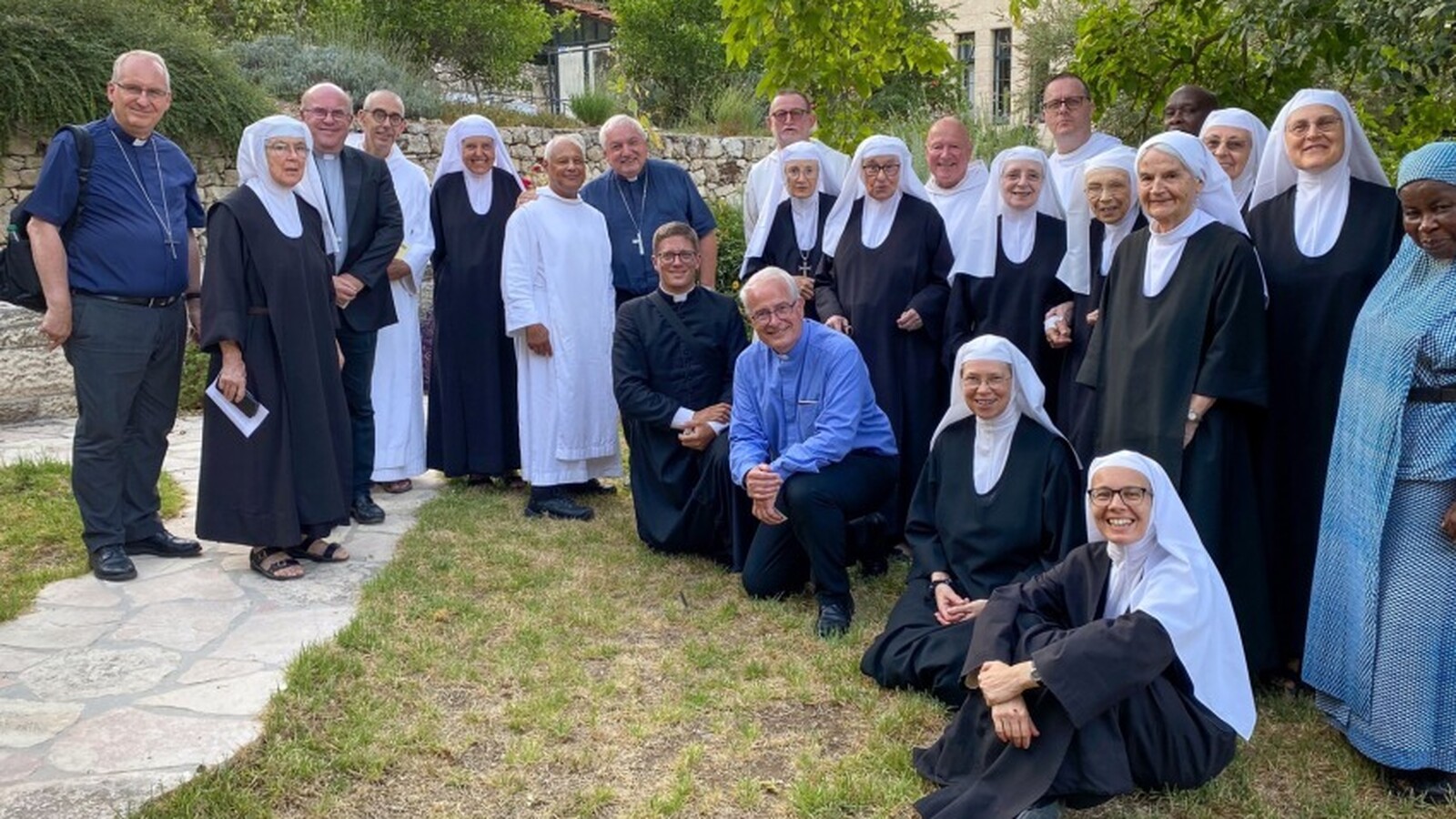 Los obispos de Francia inician una peregrinación aTierra Santa en la abadía de Abu Gosh