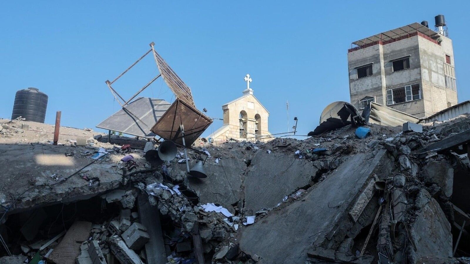 Sacerdotes y religiosas en Gaza desafían las órdenes de evacuación israelíes
