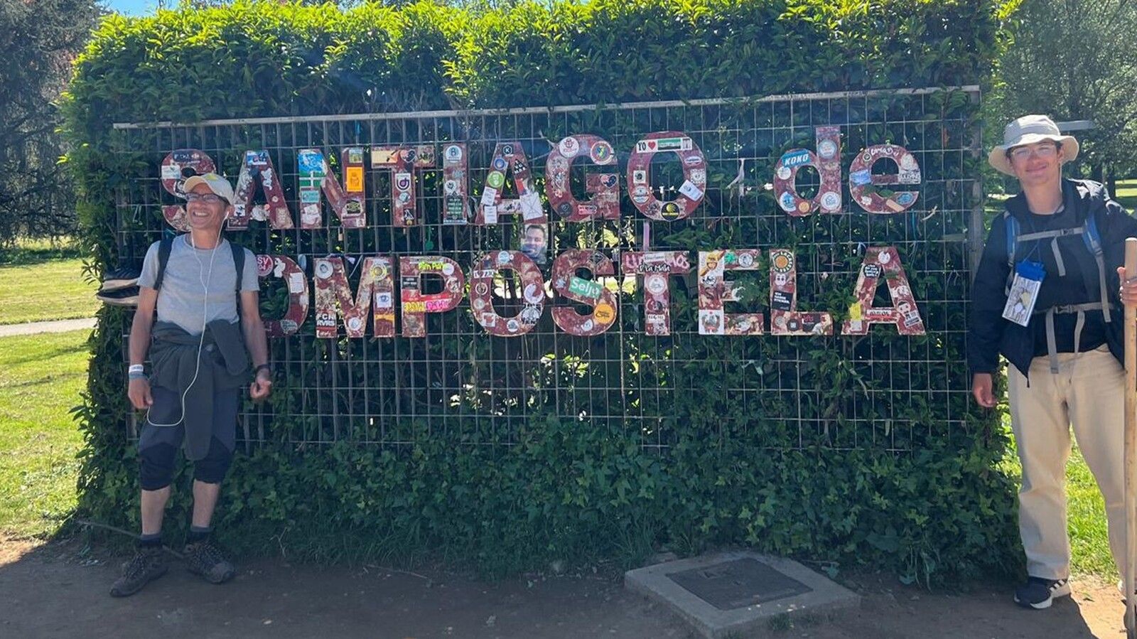 Stefan Pace encuentra renovación espiritual en el Camino de Santiago tras cáncer