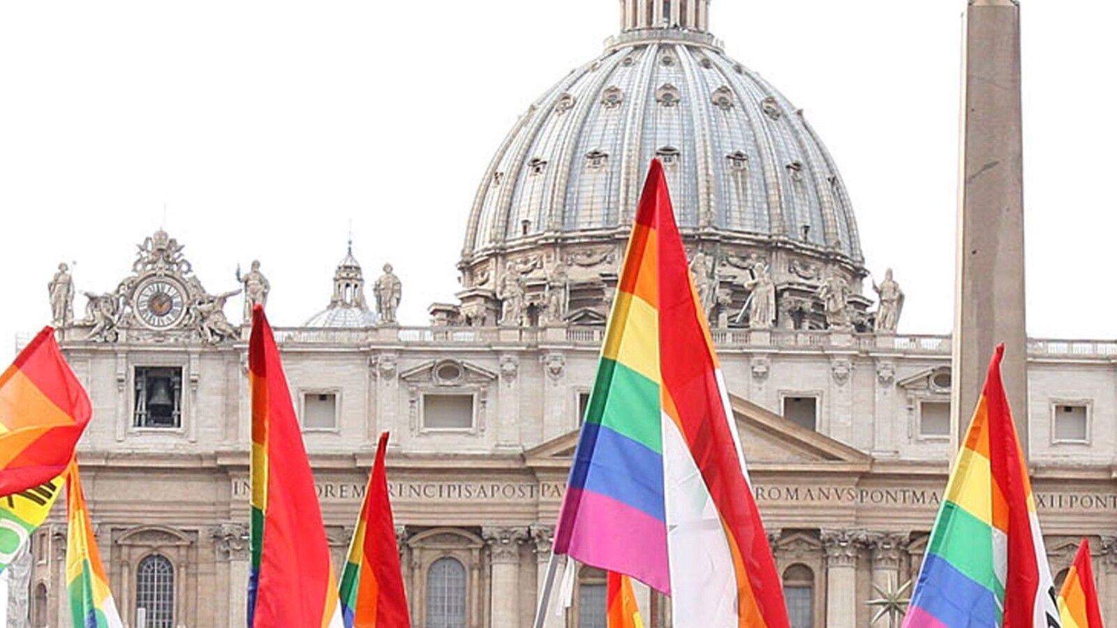 Activistas LGBTQ cruzarán la Puerta Santa en evento polémico en el Vaticano