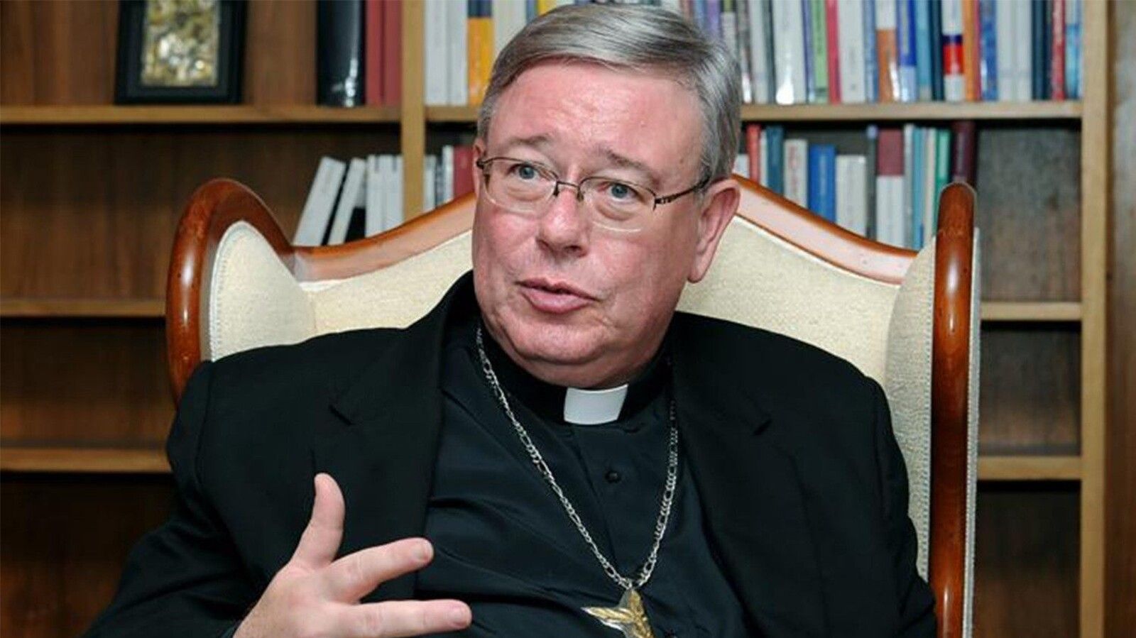 El cardenal Hollerich aboga por una moral sexual más inclusiva en la Iglesia