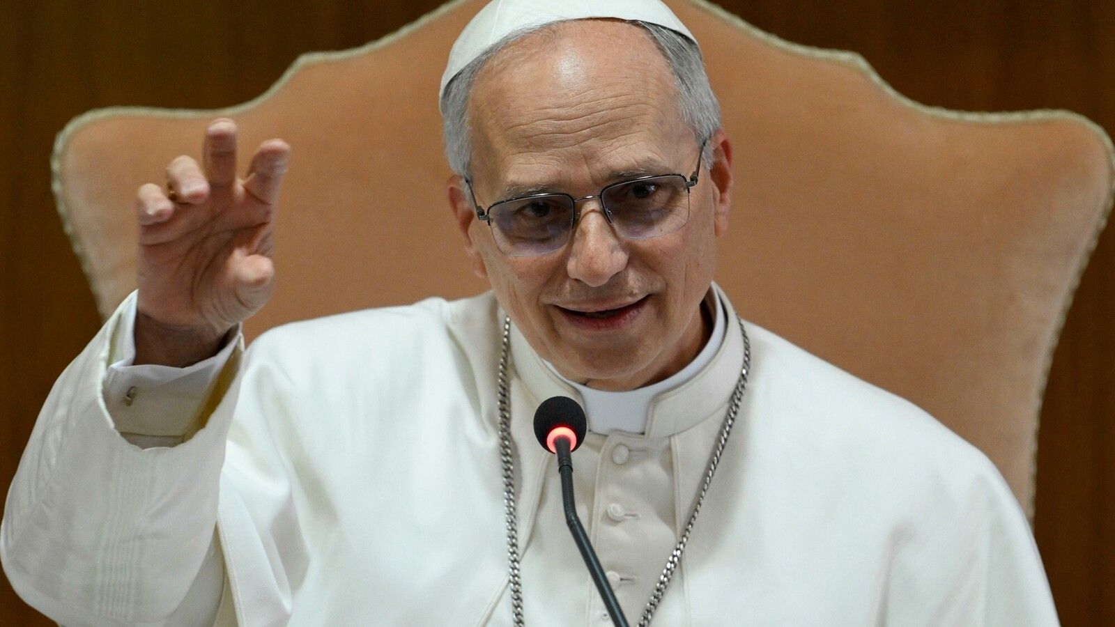 El Papa León XIV reza por Charlie Kirk y promueve el diálogo frente a la polarización