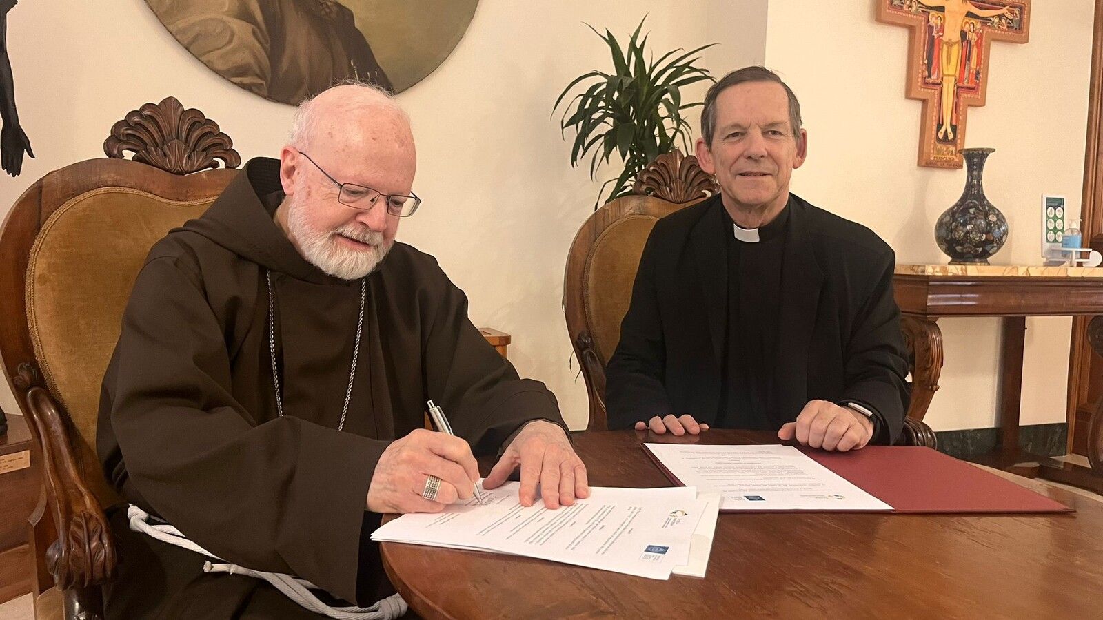 El Vaticano propone medidas reparadoras y mayor transparencia frente a los abusos en la Iglesia