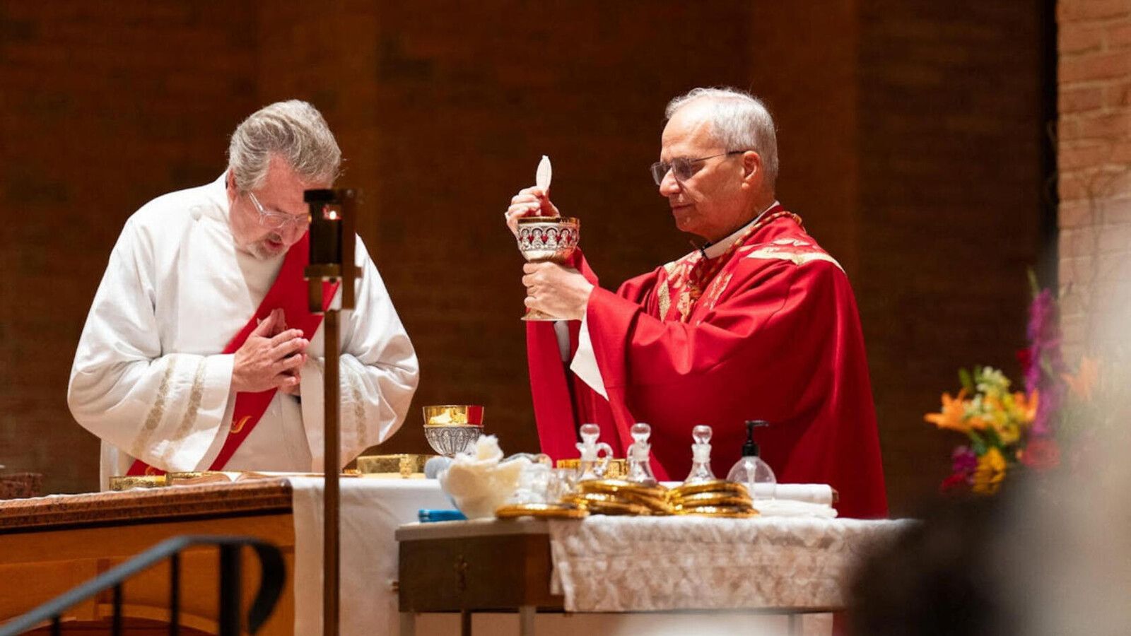 El Papa León XIV pide políticas que respalden a las familias y promuevan la vida desde la concepción