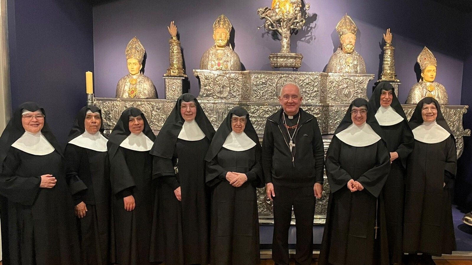 La Catedral de Barbastro celebra el centenario de las Hermanitas de los Ancianos Desamparados con una misa de acción de gracias