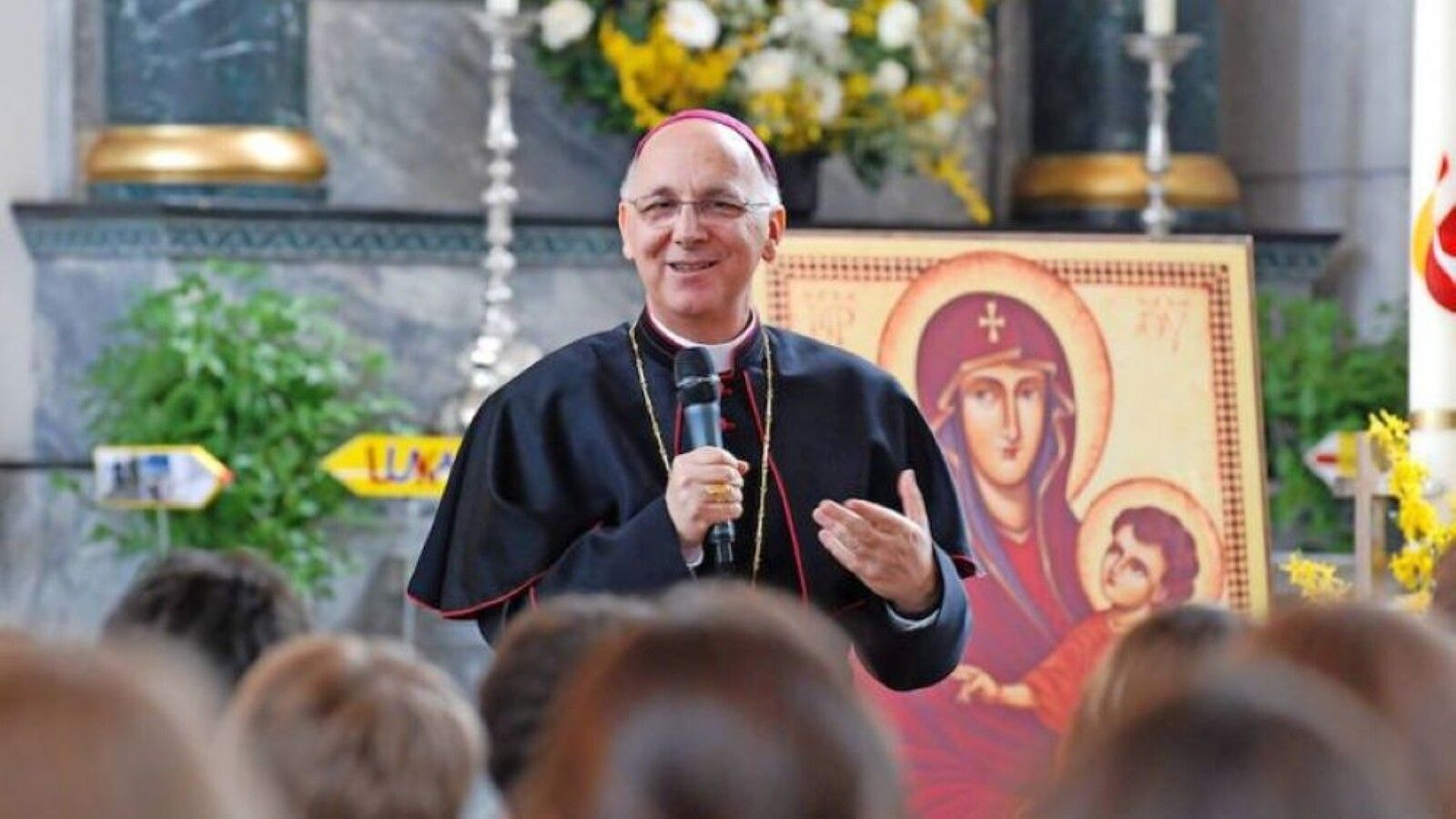 El obispo suizo Marian Eleganti vincula la presencia homosexual en el clero con los escándalos de abusos en la Iglesia