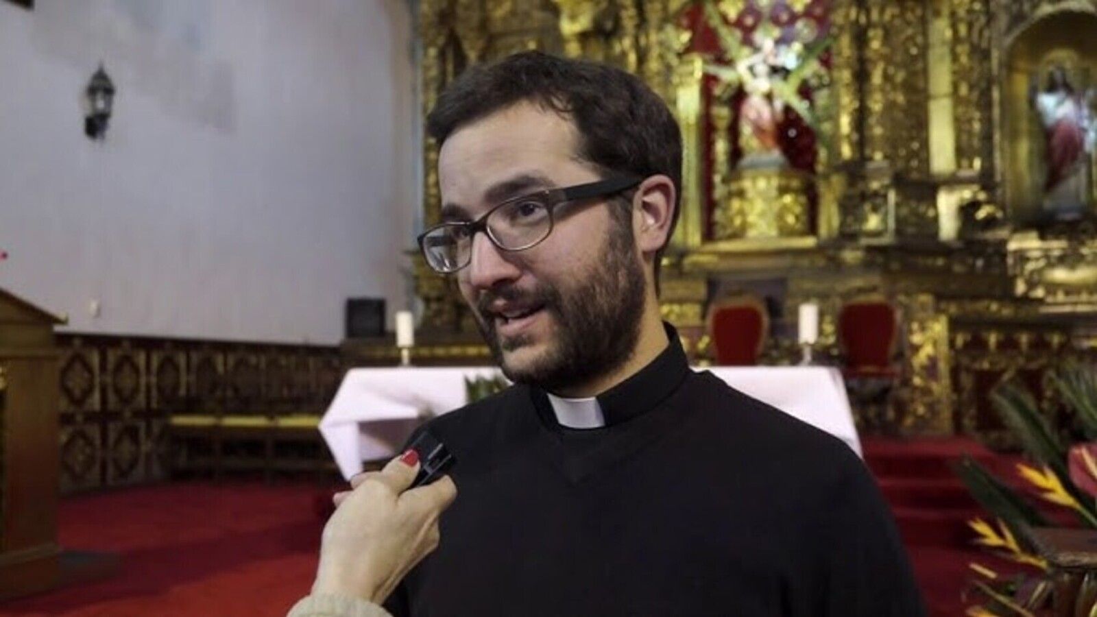 El sacerdote defiende su fe tras la controversia con el Camino Neocatecumenal