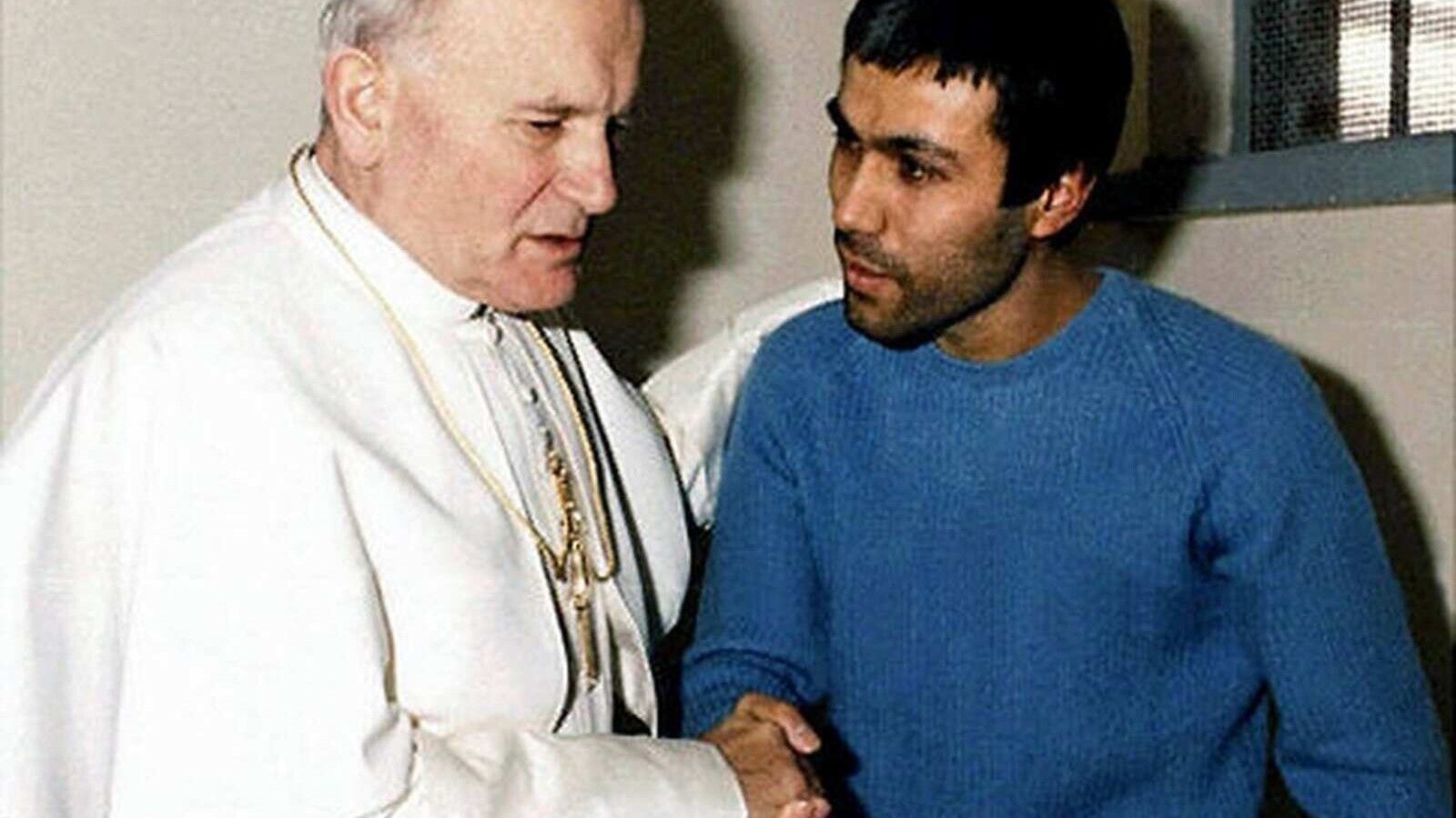 Retiran de Iznik al hombre que atentó contra Juan Pablo II antes de la visita del Papa León XIV