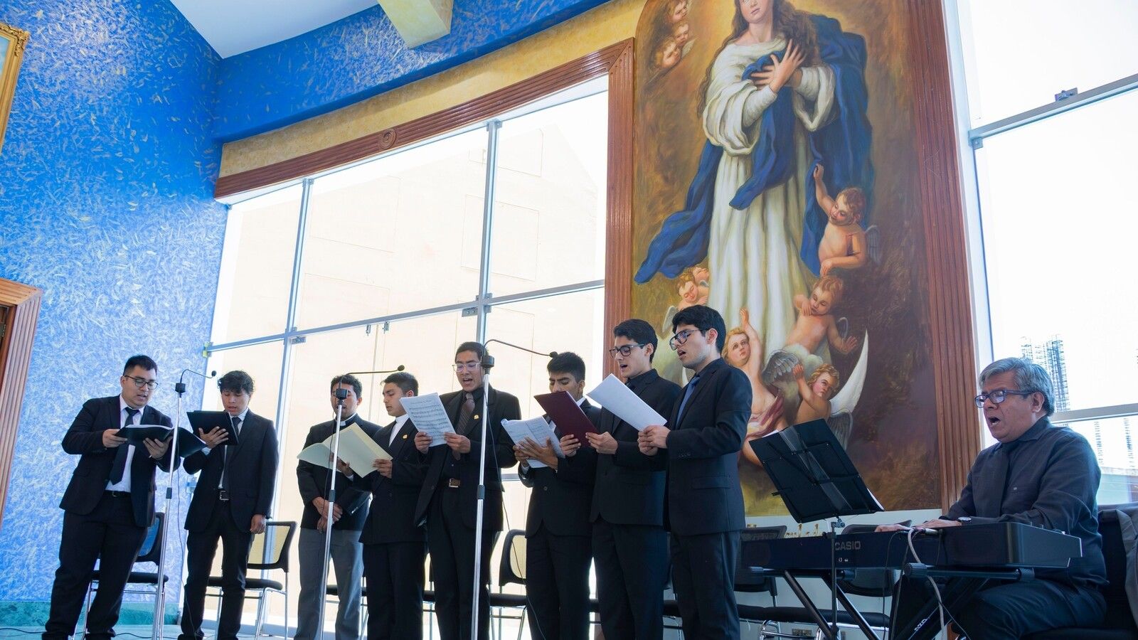 León XIV insta a los seminaristas peruanos a buscar la pureza y la libertad en su vocación