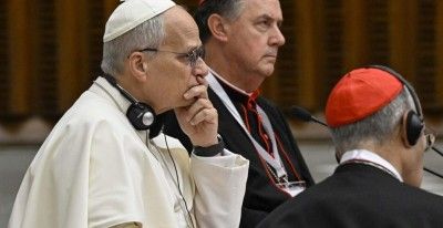 el-papa-leon-xiv-pide-a-cardenales-escuchar-a-victimas-de-abusos-sexuales-en-la-iglesia