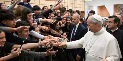 leon-xiv-destaca-que-dios-habla-a-los-hombres-como-a-amigos-en-dei-verbum