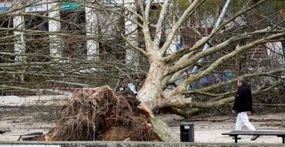 la-tormenta-kristin-deja-cinco-muertos-y-mas-de-850-000-hogares-sin-luz-en-portugal