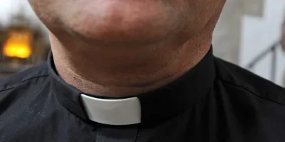 condenan-a-nueve-meses-de-libertad-condicional-a-hombre-por-usurpar-habito-sacerdotal