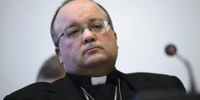 el-arzobispo-scicluna-defiende-el-amor-de-dios-hacia-catolicos-lgbtq-sin-condenas-explicitas