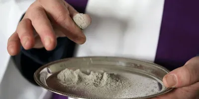 el-papa-leon-xiv-inicia-la-cuaresma-con-misa-y-bendicion-de-cenizas-en-roma