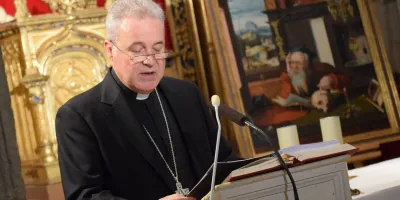 el-arzobispo-de-burgos-levanta-la-excomunion-a-dos-exclarisas-tras-su-retractacion-y-conversion