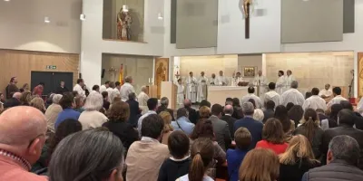 el-cardenal-jose-cobo-consagra-el-nuevo-templo-parroquial-de-san-rafael-arnaiz-en-sanchinarro