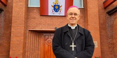 obispo-schneider-revela-dudas-internas-de-prelados-sobre-ensenanza-del-papa-leon-xiv