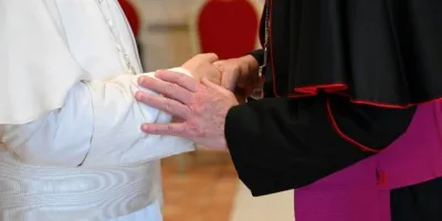 detienen-en-san-diego-al-obispo-caldeo-emanuel-shaleta-por-delitos-financieros-graves