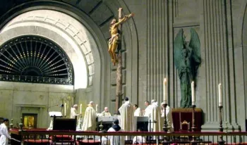 georgina-rodriguez-comparte-su-experiencia-espiritual-en-el-valle-de-los-caidos