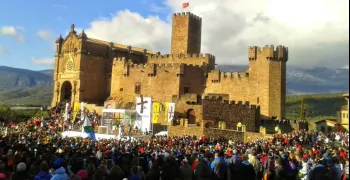 la-javierada-reune-a-jovenes-de-academias-militares-y-el-cha-en-navarra