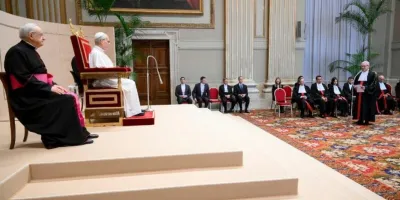 la-justicia-vaticana-anula-el-juicio-de-becciu-y-ordena-su-repeticion-por-irregularidades