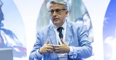 umas-cuidamos-a-quienes-cuidan-y-protegemos-su-patrimonio