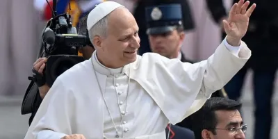 leon-xiv-clama-por-oraciones-por-cristianos-del-medio-oriente-y-migrantes-en-semana-santa