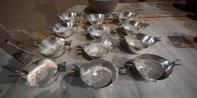 saiz-meneses-dispensa-del-ayuno-y-la-abstinencia-del-viernes-santo-en-sevilla