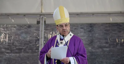 el-arzobispo-de-pamplona-alerta-la-iglesia-debe-ser-una-casa-donde-todos-tengan-cabida