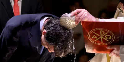 aumento-significativo-de-adultos-que-se-preparan-para-el-bautismo-en-ee-uu