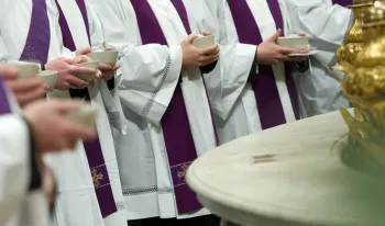 denuncian-al-obispo-de-huacho-mons-santarsiero-por-abusos-sexuales-y-maltrato-psicologico