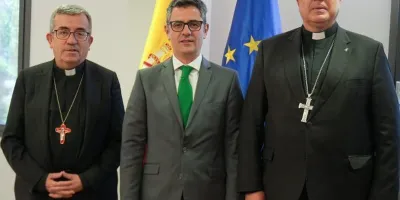 tensiones-entre-el-gobierno-y-la-conferencia-episcopal-por-indemnizaciones-a-victimas-de-abusos