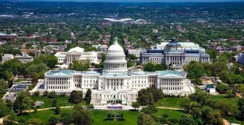 el-embajador-de-ee-uu-desmiente-amenazas-al-vaticano-tras-reunion-con-el-cardenal-pierre